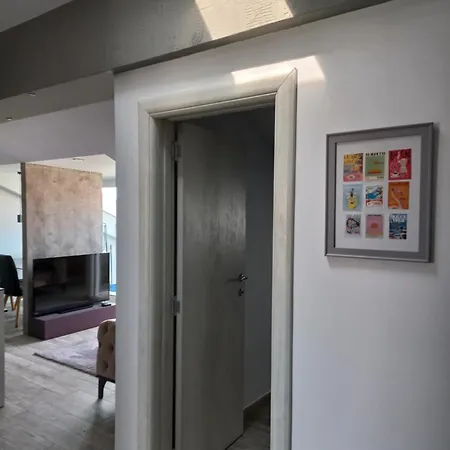 New Grey * 贝尔格莱德